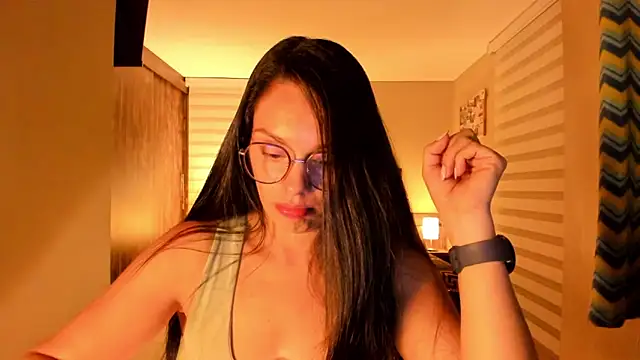 Snapshot of anabel_025 chatting on March 12, 2025, 12:20 am anabel 025 online show from March 12, 2025, 12:20 am
