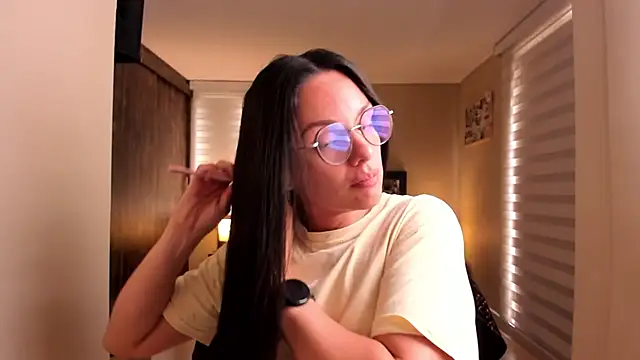 Snapshot of anabel_025 chatting on March 10, 2025, 6:01 pm anabel 025 online show from March 10, 2025, 6:01 pm