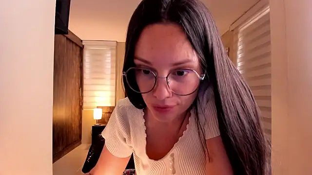Snapshot of anabel_025 chatting on September 9, 2025, 5:44 pm anabel 025 online show from September 9, 2025, 5:44 pm