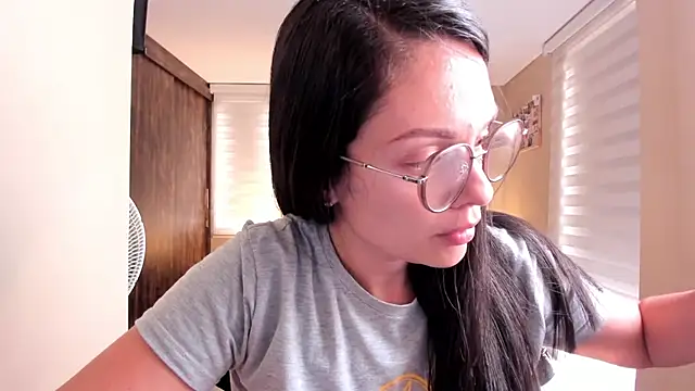 Snapshot of anabel_025 chatting on March 12, 2025, 6:11 pm anabel 025 online show from March 12, 2025, 6:11 pm