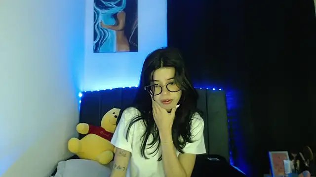 ily bea online show from March 24, 2026, 12:32 am