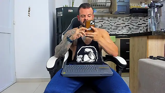 Johnnygrayson1 online show from December 1, 2025, 12:11 am