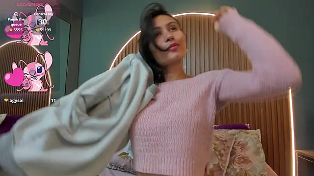 NayeCloud online show from September 16, 2025, 3:29 am