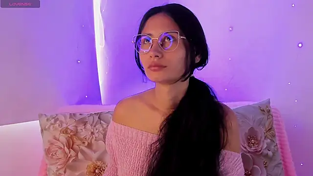 NayeCloud online show from March 13, 2026, 6:57 pm