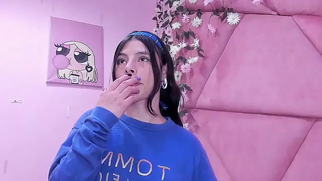 Sasha Petitte online show from March 19, 2025, 3:20 am