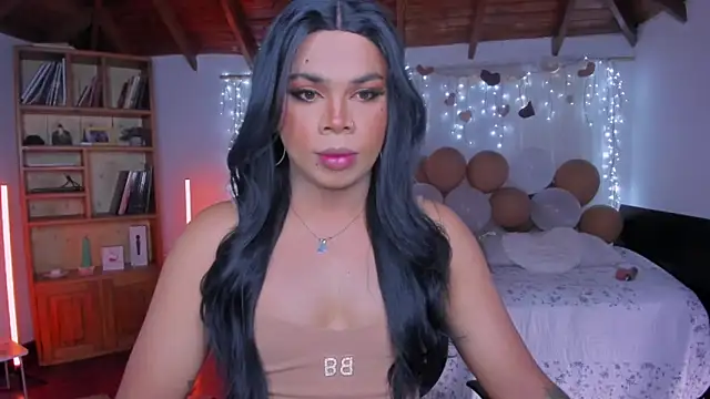 Snapshot of CuteRomi chatting on February 18, 2026, 5:53 pm CuteRomi online show from February 18, 2026, 5:53 pm