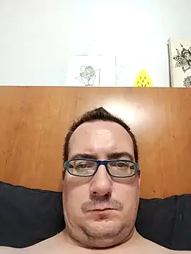 Snapshot of poly0086 chatting on September 12, 2025, 9:03 pm poly0086 online show from September 12, 2025, 9:03 pm