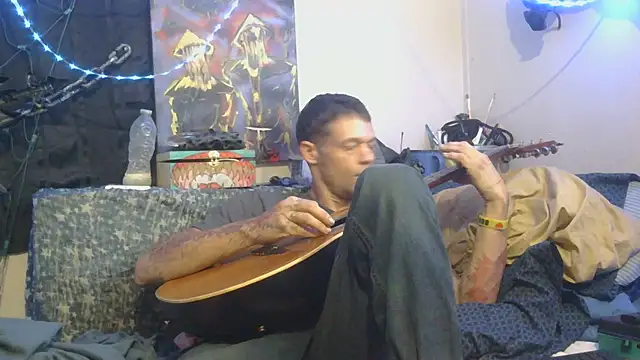 TheOneYouLove69 online show from November 16, 2025, 7:07 pm