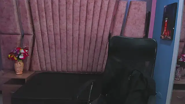 Snapshot of Jasmin_Skinny chatting on February 16, 2025, 2:42 am Jasmin Skinny online show from February 16, 2025, 2:42 am