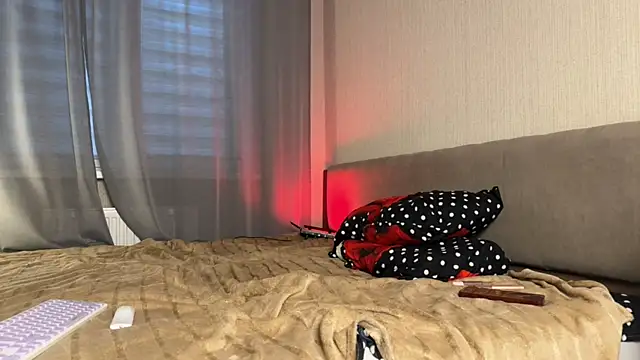 weshycouple online show from October 10, 2025, 7:15 pm