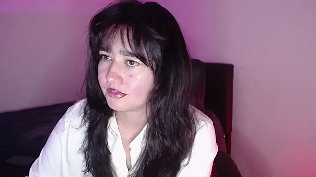 NewAgatha Bolton online show from May 11, 2026, 8:39 pm