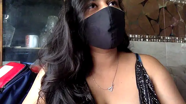Snapshot of HaaniKaur chatting on May 11, 2026, 8:05 am HaaniKaur online show from May 11, 2026, 8:05 am