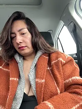 Snapshot of xLadyScarlettx chatting on February 19, 2026, 3:42 pm xLadyScarlettx online show from February 19, 2026, 3:42 pm