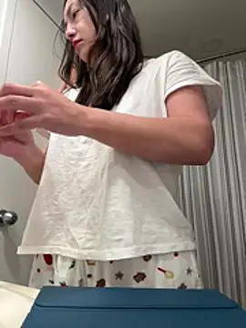 Snapshot of xLadyScarlettx chatting on January 16, 2026, 3:10 am xLadyScarlettx online show from January 16, 2026, 3:10 am