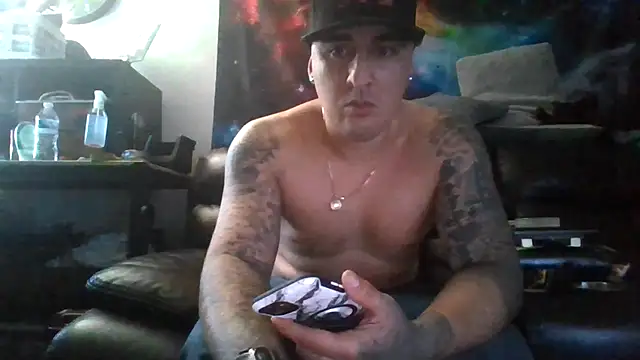 Snapshot of Antoniothedon chatting on September 8, 2025, 5:56 pm Antoniothedon online show from September 8, 2025, 5:56 pm
