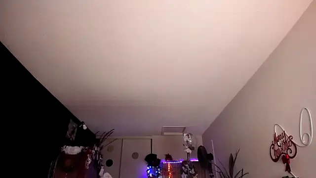 leatherz69 online show from December 28, 2024, 6:18 pm