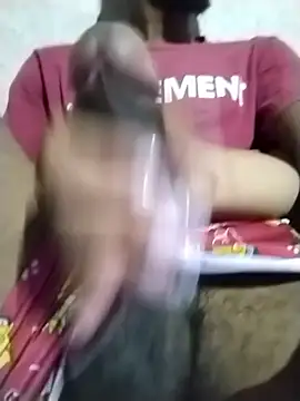 Snapshot of negosaliente chatting on March 13, 2026, 12:26 am negosaliente online show from March 13, 2026, 12:26 am