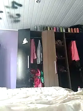 lorraine alves ferreira online show from February 20, 2025, 2:35 pm