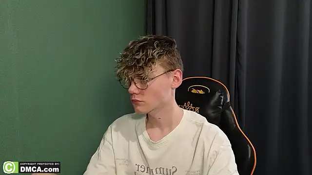 Keytaro online show from February 11, 2026, 11:21 am