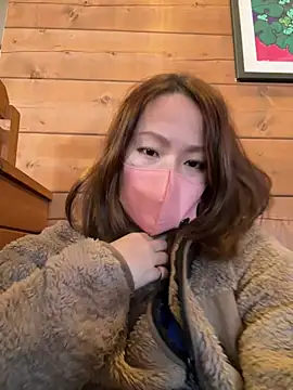 Snapshot of annna_annna_2024 chatting on February 19, 2026, 1:35 am annna annna 2024 online show from February 19, 2026, 1:35 am