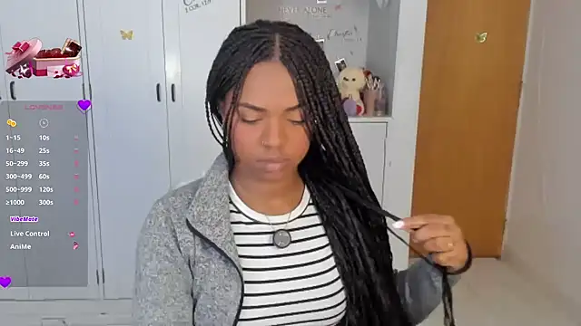 Snapshot of Marce_22 chatting on February 16, 2026, 5:50 am Marce 22 online show from February 16, 2026, 5:50 am