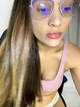 Snapshot of Belissa_miller chatting on September 14, 2025, 5:57 pm Belissa miller online show from September 14, 2025, 5:57 pm