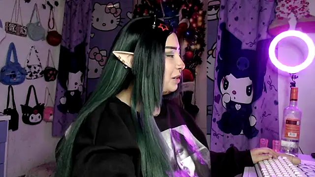 lussyevans24 online show from January 6, 2026, 1:53 am