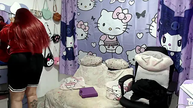 Snapshot of lussyevans24 chatting on January 17, 2026, 3:43 am lussyevans24 online show from January 17, 2026, 3:43 am