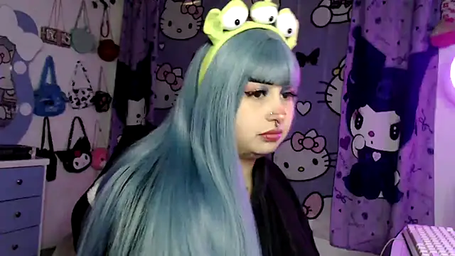 Snapshot of lussyevans24 chatting on February 3, 2026, 6:40 am lussyevans24 online show from February 3, 2026, 6:40 am