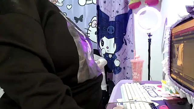 lussyevans24 online show from December 5, 2025, 5:17 am