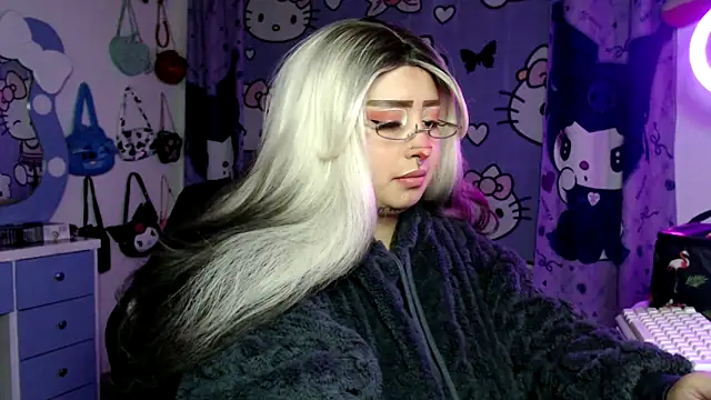 Snapshot of lussyevans24 chatting on March 1, 2026, 2:11 am lussyevans24 online show from March 1, 2026, 2:11 am