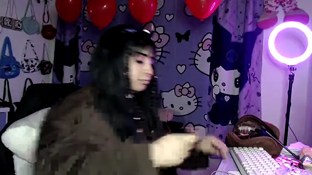 Snapshot of lussyevans24 chatting on February 17, 2026, 4:10 am lussyevans24 online show from February 17, 2026, 4:10 am