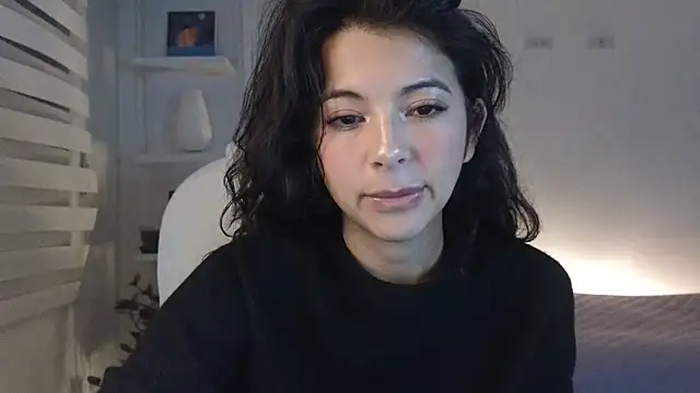 Snapshot of lissi_S chatting on January 6, 2025, 3:42 am lissi S online show from January 6, 2025, 3:42 am