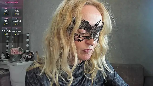 angelica marquise online show from September 21, 2025, 4:12 pm