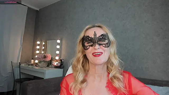 angelica marquise online show from October 8, 2025, 1:01 pm