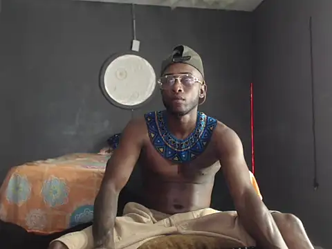 Ostinsanto online show from November 29, 2025, 6:24 am