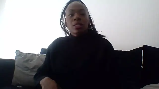 Snapshot of Cinderella_Jewels_ chatting on September 8, 2025, 3:33 pm Cinderella Jewels online show from September 8, 2025, 3:33 pm