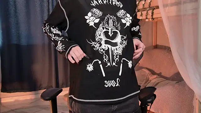 Snapshot of LexiWenford chatting on February 27, 2026, 5:51 am LexiWenford online show from February 27, 2026, 5:51 am