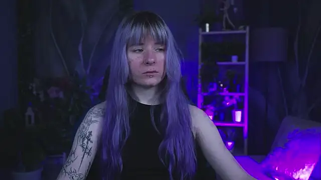 Snapshot of LexiWenford chatting on February 16, 2026, 2:43 am LexiWenford online show from February 16, 2026, 2:43 am