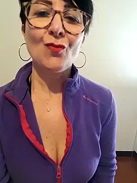 Viola8p online show from March 19, 2026, 2:06 pm