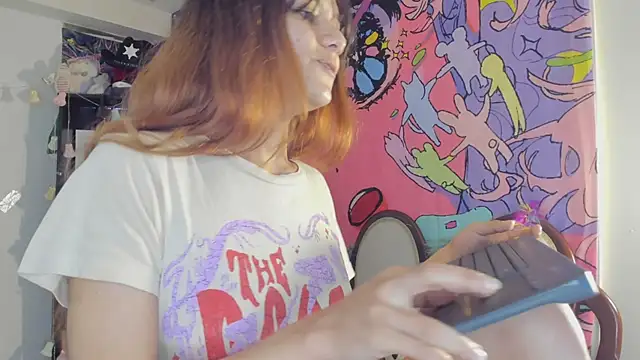 kittyzenn online show from November 21, 2025, 6:29 pm