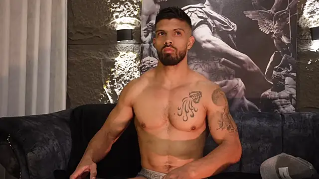 DannSaenz online show from November 28, 2025, 11:27 pm