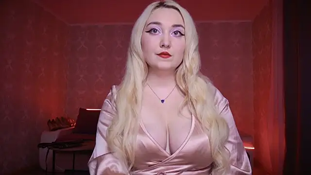 Snapshot of AllisonBlack_ chatting on September 22, 2025, 7:20 pm AllisonBlack online show from September 22, 2025, 7:20 pm