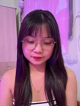 Maeve2k5 online show from November 20, 2025, 7:53 am