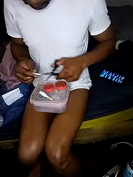 Convertiblechulo online show from March 24, 2026, 3:39 am