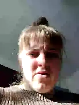 Snapshot of CoddessCrystal chatting on February 25, 2025, 12:27 pm CoddessCrystal online show from February 25, 2025, 12:27 pm