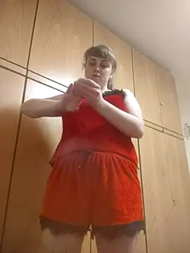 CoddessCrystal online show from February 1, 2026, 7:56 pm