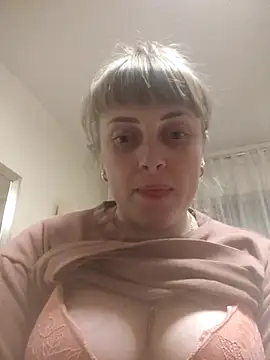 CoddessCrystal online show from February 2, 2026, 6:40 pm