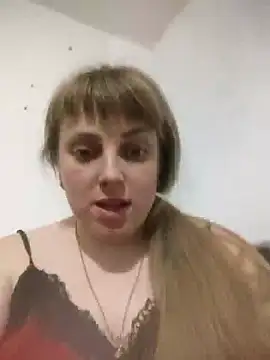 CoddessCrystal online show from January 5, 2026, 6:11 pm