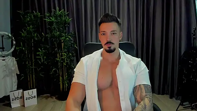 HaydenSpearss online show from October 19, 2025, 6:38 am